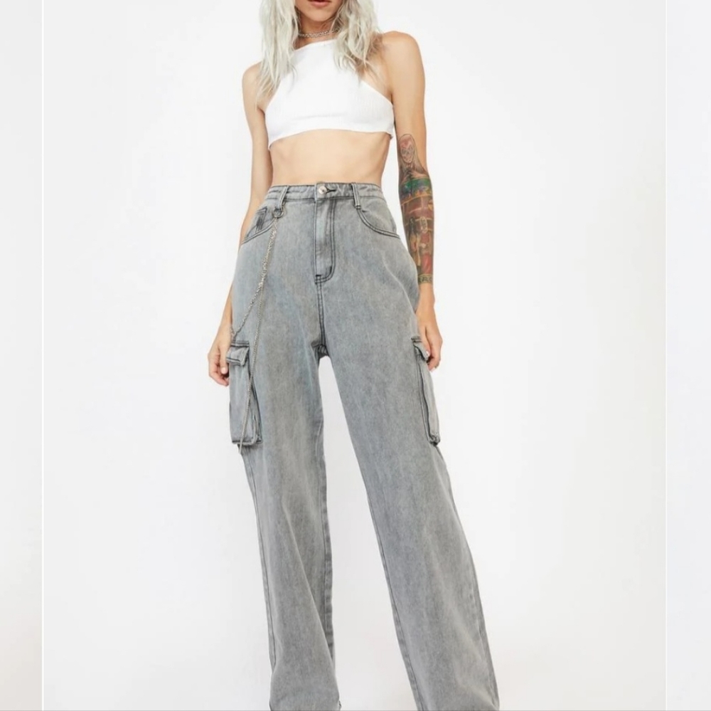 High Rise Baggy Boyfriend Jeans With Chain Detail